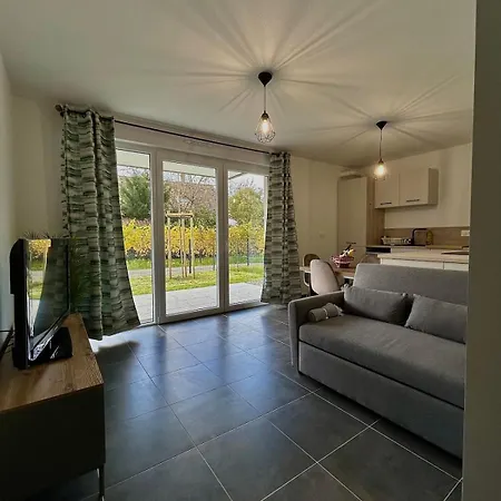 Moderne - Sur Le Sentier Des Vignes Apartamento Turckheim